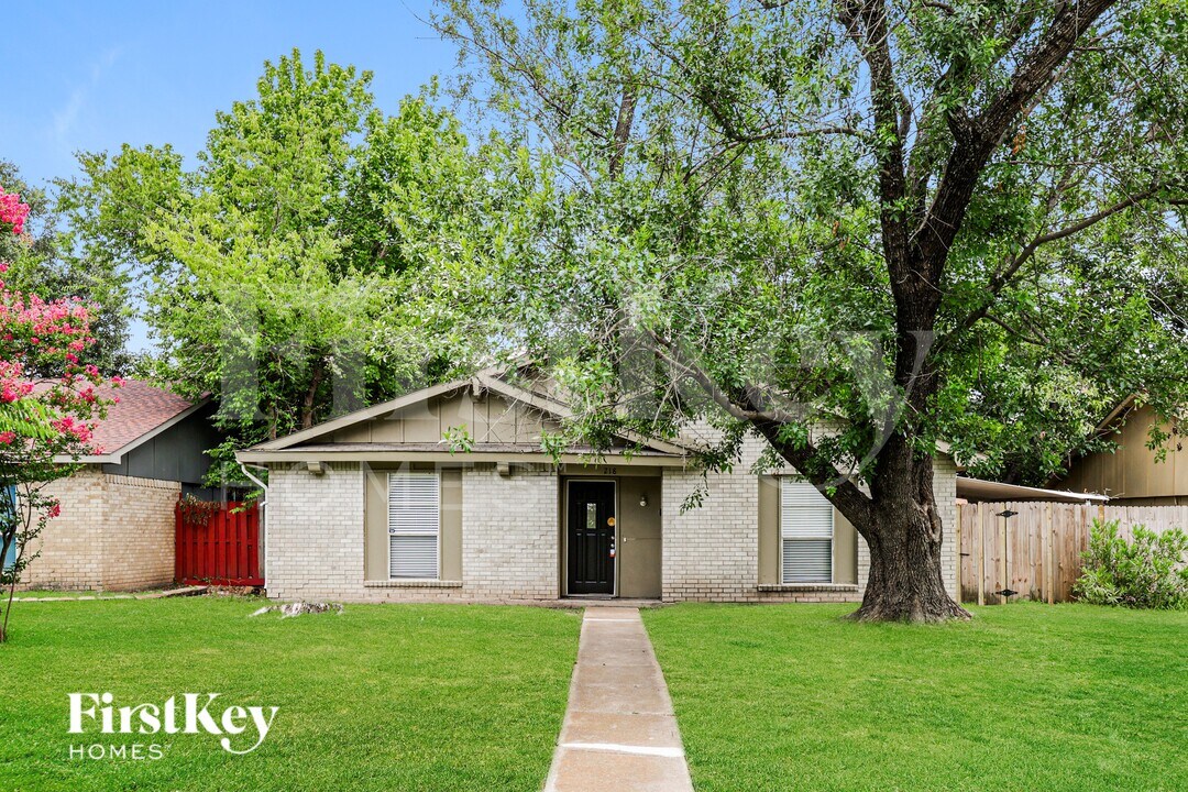 218 Long Shadow Ln in Mesquite, TX - Building Photo