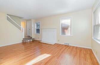 1604 Carlisle Rd in Camp Hill, PA - Building Photo - Building Photo