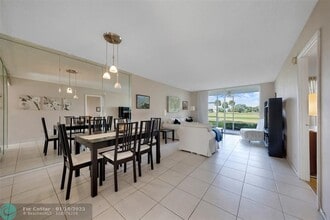 2601 S Course Dr in Pompano Beach, FL - Foto de edificio - Building Photo