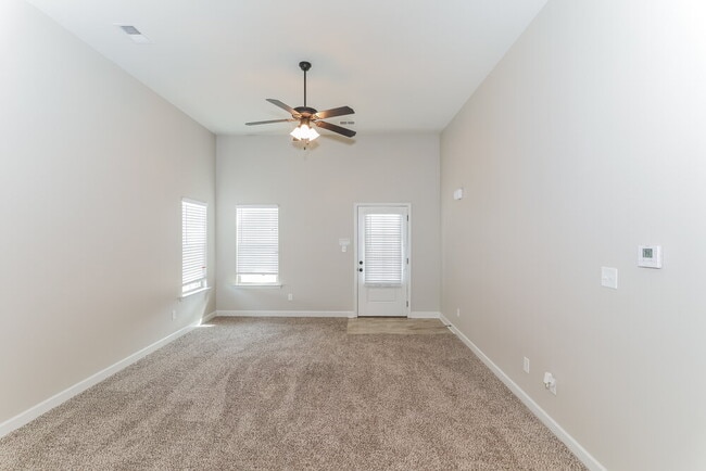 7911 Hemlock Dr in Southaven, MS - Building Photo - Building Photo