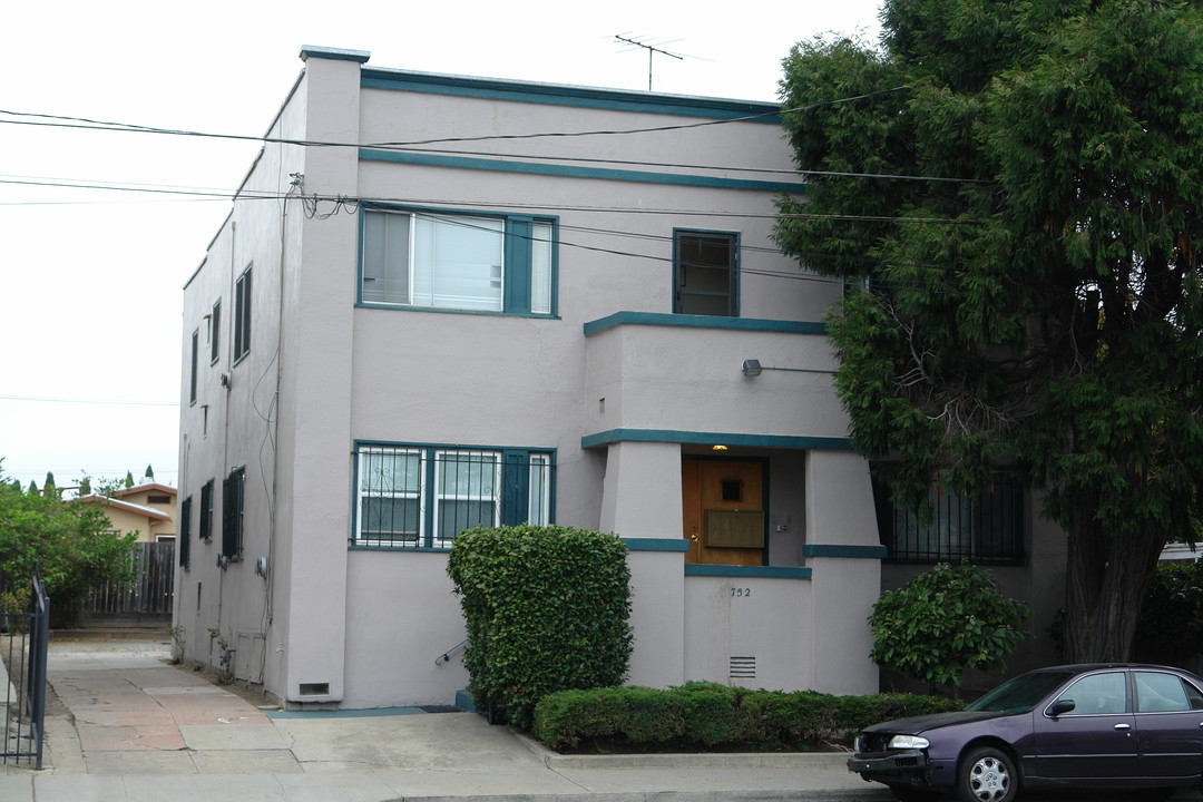 752 40th St in Oakland, CA - Foto de edificio