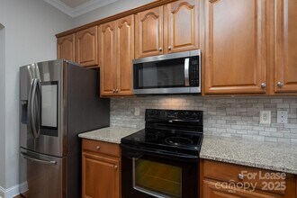 10725 Serape Rd in Charlotte, NC - Building Photo - Building Photo