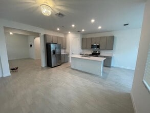 4981 Navali Dr in Wellington, FL - Building Photo - Building Photo