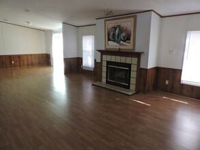 7390 Bills Way in Keystone Heights, FL - Building Photo - Building Photo