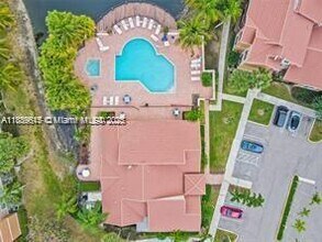8801 Wiles Rd in Coral Springs, FL - Building Photo - Building Photo