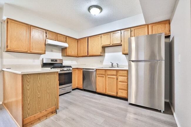 property at 1400-1402 Chancellor Dr