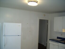 54 Fair St, Unit 2 in Norwich, NY - Building Photo