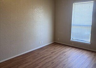 417 Chartrand Ave in Edmond, OK - Building Photo - Building Photo