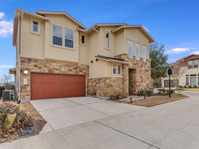 300 Jeffrey David Ln W in Austin, TX - Building Photo - Building Photo