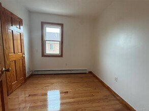 126-03 115th Ave in Queens, NY - Building Photo - Building Photo