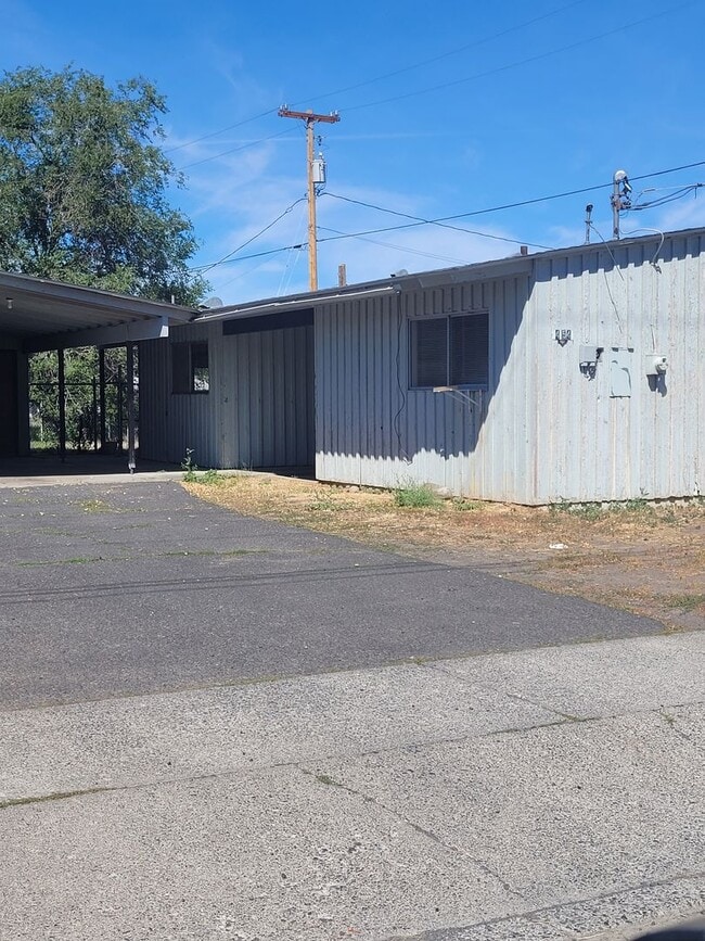 property at 454 Offutt Dr