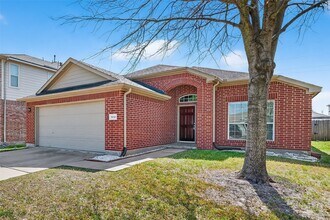 9830 Lynette Falls Dr in Houston, TX - Foto de edificio - Building Photo