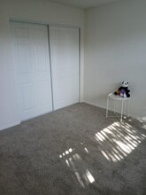 851 Amigos Way, Unit 851 Amigos Way in Newport Beach, CA - Foto de edificio - Building Photo