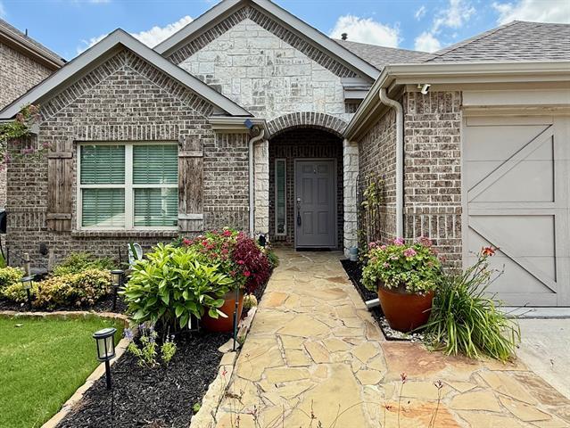 property at 3728 Holly Brook Dr