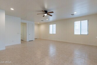 3742 S 64th Dr in Phoenix, AZ - Building Photo - Building Photo