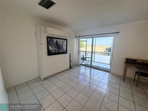 1701 Buchanan St in Hollywood, FL - Building Photo - Building Photo
