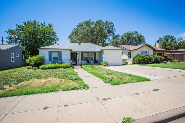 3313 29th St in Lubbock, TX - Foto de edificio - Building Photo