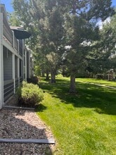 7447 Spy Glass Ct, Unit 102 in Boulder, CO - Foto de edificio - Building Photo