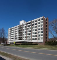 Ashland Park in North Adams, MA - Building Photo