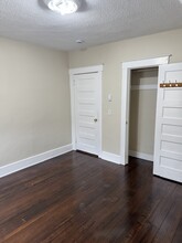 128 Pleasant St, Unit 3 in New Britain, CT - Building Photo - Building Photo
