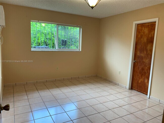 1456 SW 64th Ave-Unit -0 in West Miami, FL - Building Photo - Building Photo