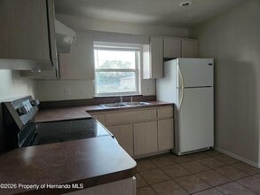 10423 Chalmer St in Spring Hill, FL - Building Photo - Building Photo