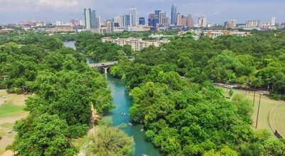 6001 Ed Bluestein Blvd, Unit A-417 in Austin, TX - Building Photo - Building Photo