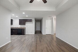1906 S Bryson Cir in Springfield, MO - Building Photo - Building Photo