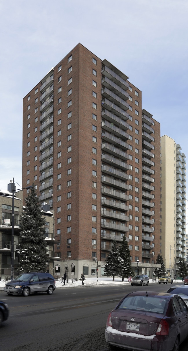 The Tadoussac Apartments