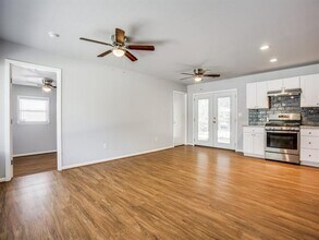 10562 Andover Dr in Dallas, TX - Building Photo - Building Photo