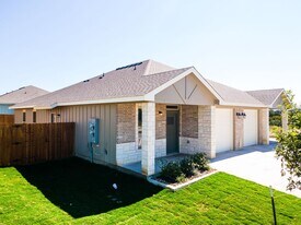 102 Levi Ct in Copperas Cove, TX - Building Photo