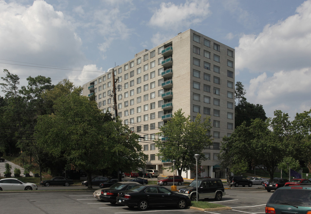 Maple View Apartments in Takoma Park, MD - Building Photo