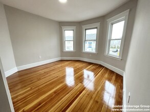 19 Sudan St, Unit 1 in Boston, MA - Building Photo - Building Photo