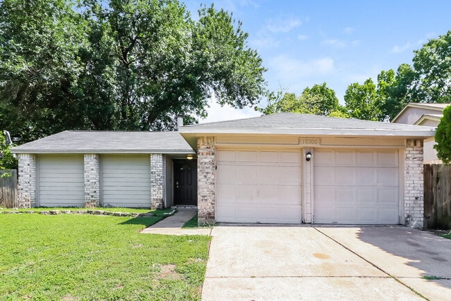 property at 15306 Evergreen Pl Dr