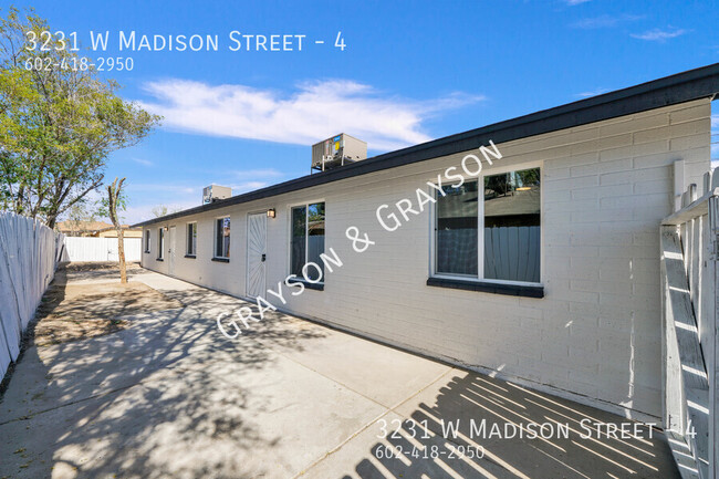 property at 3231 W Madison St