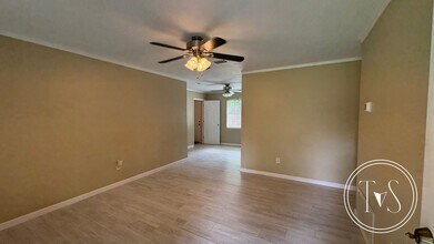 411 Rogers Rd in Hinesville, GA - Building Photo - Building Photo
