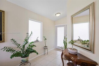 12077 SW 7th St in Pembroke Pines, FL - Building Photo - Building Photo