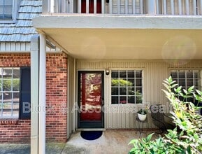 3816 Country Club Rd in Winston-Salem, NC - Building Photo - Building Photo