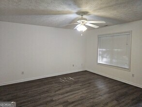 633 Senoia Rd in Tyrone, GA - Building Photo - Building Photo