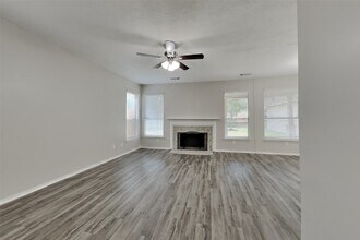 17919 Scrub Oak Dr in Richmond, TX - Building Photo - Building Photo