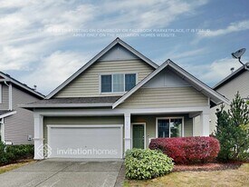 2412 87th Dr NE in Lake Stevens, WA - Building Photo