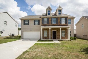 4292 Violet Way Ct in Loganville, GA - Building Photo