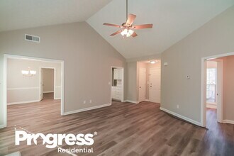 1530 Range Heights Terrace in Loganville, GA - Building Photo - Building Photo