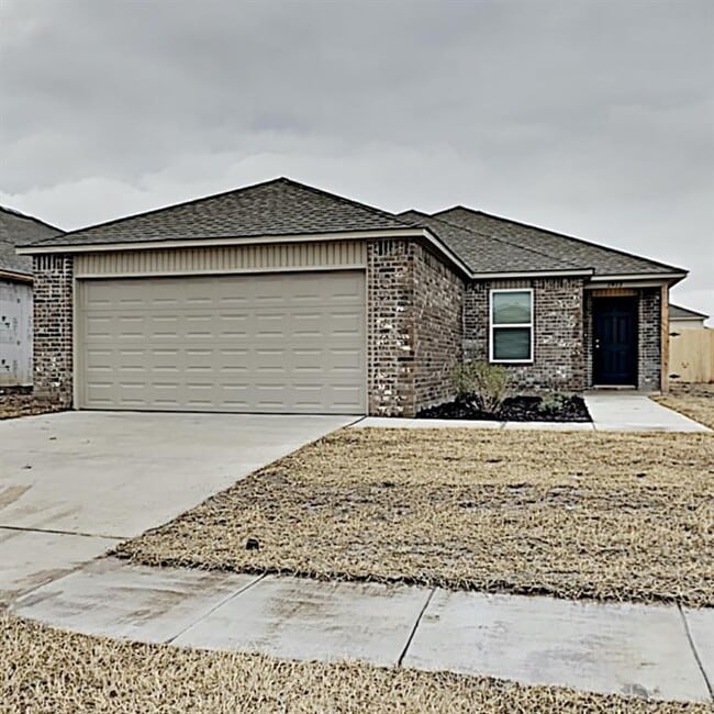 property at 1913 Sloane Dr