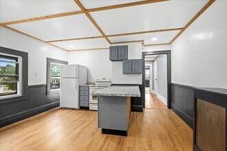 23 Stoneland Rd in Worcester, MA - Building Photo - Building Photo