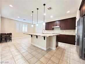 8549 Alberta Falls Ave in Las Vegas, NV - Building Photo - Building Photo
