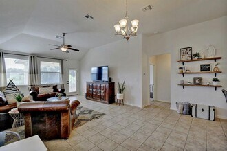 2208 Granite Hill Dr in Leander, TX - Building Photo - Building Photo