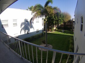 571 Capri L in Delray Beach, FL - Building Photo - Building Photo