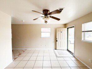 211 W Bobwhite Ln in Harker Heights, TX - Building Photo - Building Photo