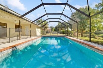 14616 Autumn Ave in Wellington, FL - Foto de edificio - Building Photo